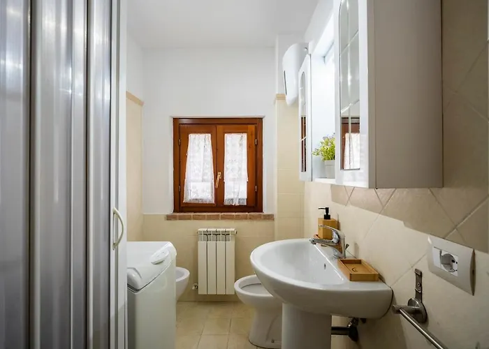 New With Private Parking, 5 Min To The Lake, Wifi Apartment *